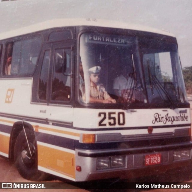 Expresso Rio Jaguaribe 250 na cidade de Fortaleza, Ceará, Brasil, por Karlos Matheus Campelo. Número da foto: #11768515.