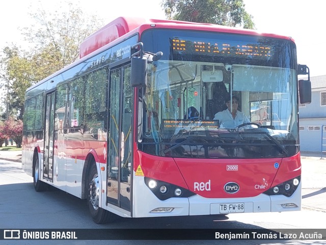 Metbus 2000 na cidade de Maipú, Santiago, Metropolitana de Santiago, Chile, por Benjamín Tomás Lazo Acuña. Número da foto: #11768239.