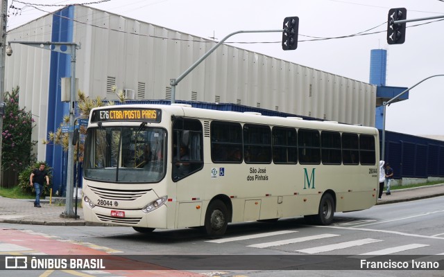 Viação Marumbi 28044 na cidade de Curitiba, Paraná, Brasil, por Francisco Ivano. ID da foto: 11775544.