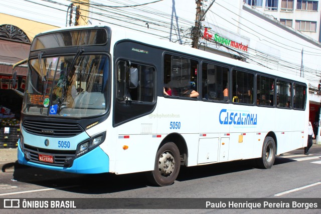 Viação Cascatinha 5050 na cidade de Petrópolis, Rio de Janeiro, Brasil, por Paulo Henrique Pereira Borges. ID da foto: 11776958.