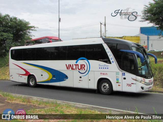 Valtur Turismo 700 na cidade de Campinas, São Paulo, Brasil, por Henrique Alves de Paula Silva. Número da foto: #11775400.