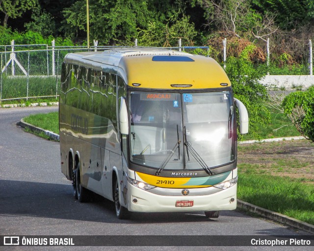 Empresa Gontijo de Transportes 21410 na cidade de Aracaju, Sergipe, Brasil, por Cristopher Pietro. ID da foto: 11777465.