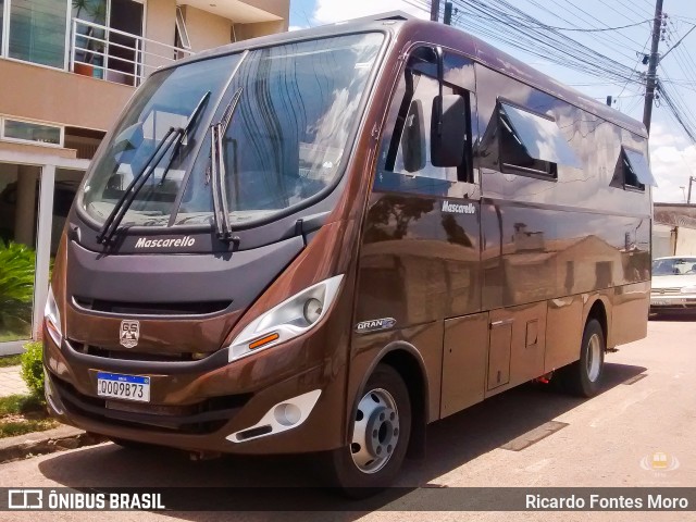 Motorhomes 9B73 na cidade de Curitiba, Paraná, Brasil, por Ricardo Fontes Moro. ID da foto: 11781244.