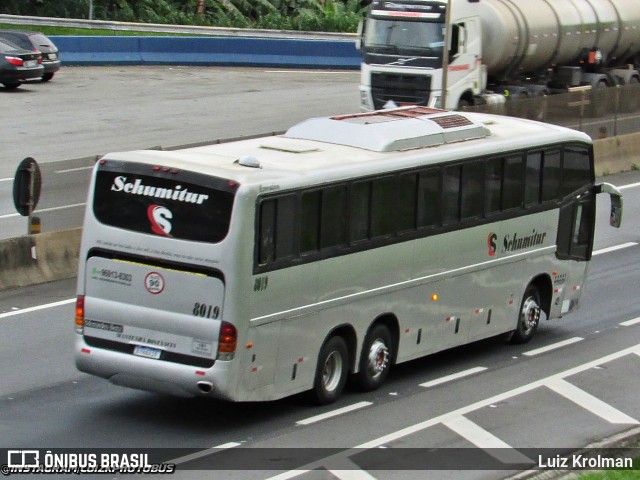 Expresso Schumitur 8019 na cidade de Aparecida, São Paulo, Brasil, por Luiz Krolman. ID da foto: 11781301.