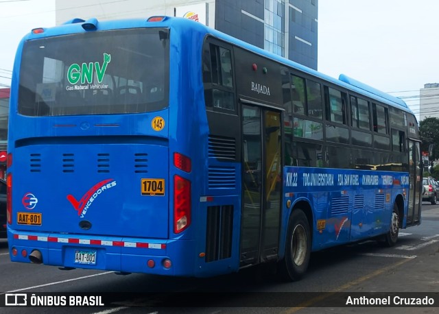 Vencedores Express 145 na cidade de Santiago de Surco, Lima, Lima Metropolitana, Peru, por Anthonel Cruzado. ID da foto: 11785202.