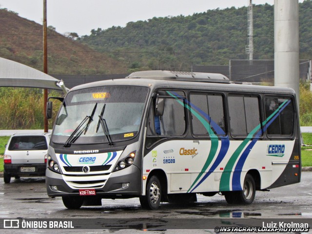 Viação Cedro 255 na cidade de Juiz de Fora, Minas Gerais, Brasil, por Luiz Krolman. Número da foto: #11785334.