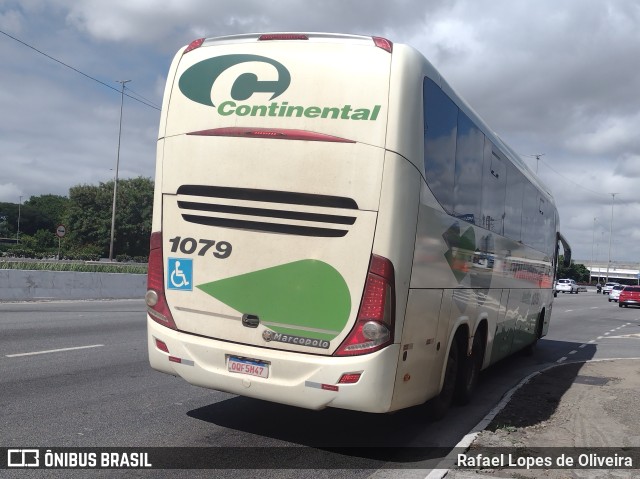 Viação Continental de Transportes 1079 na cidade de São Paulo, São Paulo, Brasil, por Rafael Lopes de Oliveira. ID da foto: 11784753.