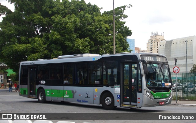 Viação Santa Brígida 1 1706 na cidade de São Paulo, São Paulo, Brasil, por Francisco Ivano. Número da foto: #11788656.