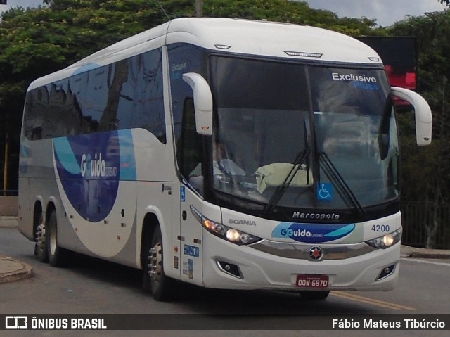 GGuida - Graça e Guida Transportes e Turismo 4200 na cidade de Três Corações, Minas Gerais, Brasil, por Fábio Mateus Tibúrcio. ID da foto: 11787105.