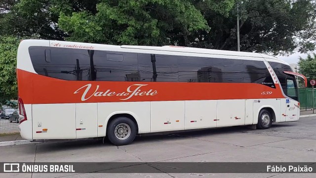 Viação Vale do Tietê 859 na cidade de São Paulo, São Paulo, Brasil, por Fábio Paixão. Número da foto: #11786786.