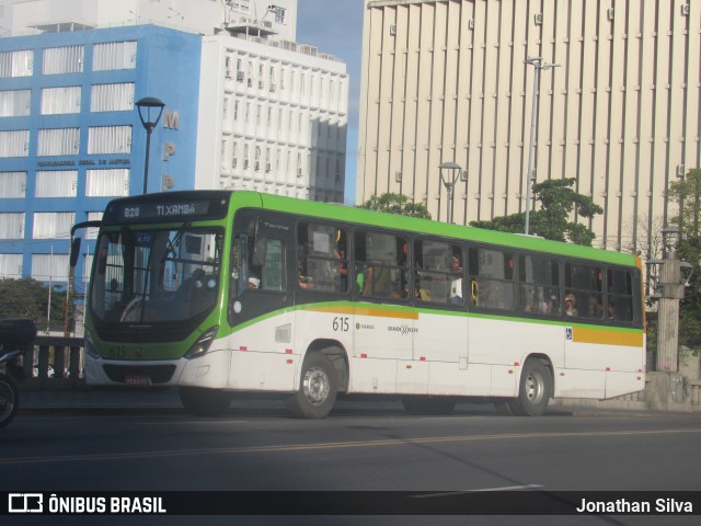 Rodoviária Caxangá 615 na cidade de Recife, Pernambuco, Brasil, por Jonathan Silva. ID da foto: 11789481.