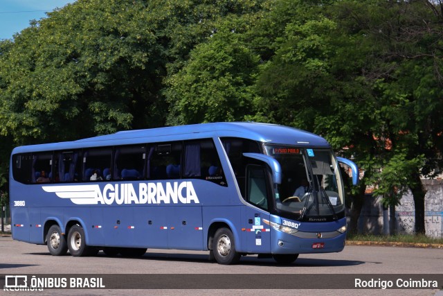Viação Águia Branca 31880 na cidade de São Paulo, São Paulo, Brasil, por Rodrigo Coimbra. Número da foto: #11791149.