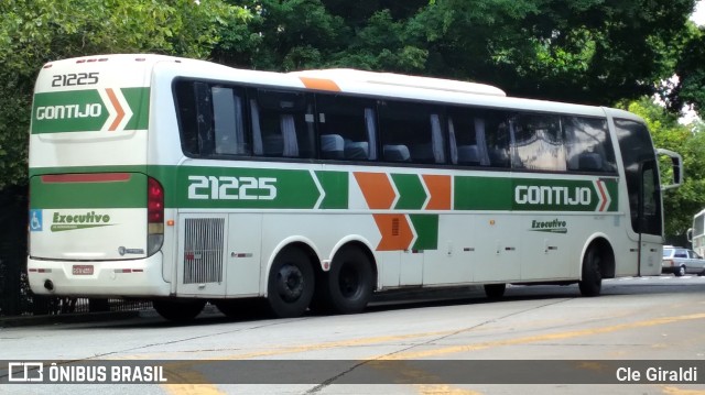 Empresa Gontijo de Transportes 21225 na cidade de São Paulo, São Paulo, Brasil, por Cle Giraldi. ID da foto: 11792228.