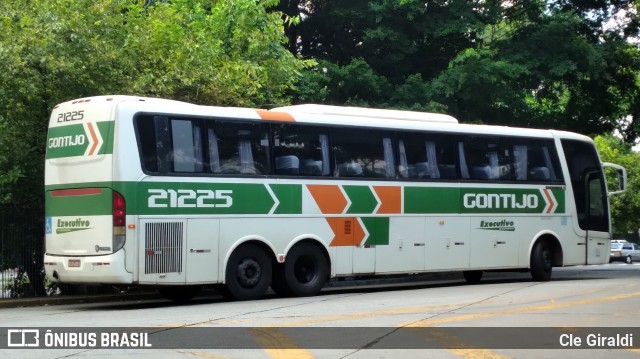 Empresa Gontijo de Transportes 21225 na cidade de São Paulo, São Paulo, Brasil, por Cle Giraldi. ID da foto: 11792220.