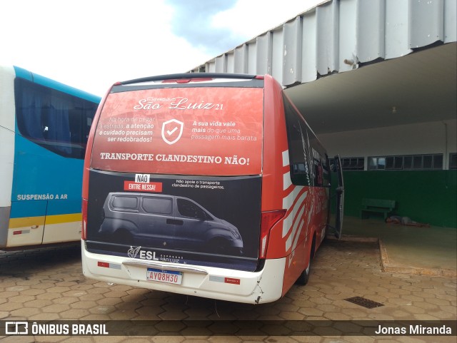 Expresso São Luiz 8090 na cidade de Quirinópolis, Goiás, Brasil, por Jonas Miranda. Número da foto: #11792677.