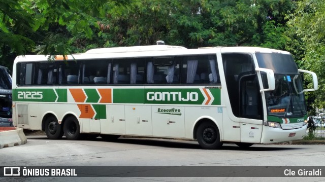 Empresa Gontijo de Transportes 21225 na cidade de São Paulo, São Paulo, Brasil, por Cle Giraldi. ID da foto: 11792187.