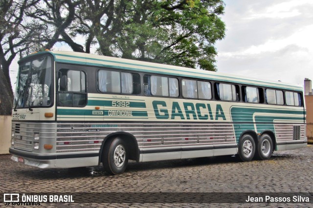 Viação Garcia 5392 na cidade de Londrina, Paraná, Brasil, por Jean Passos Silva. ID da foto: 11793687.