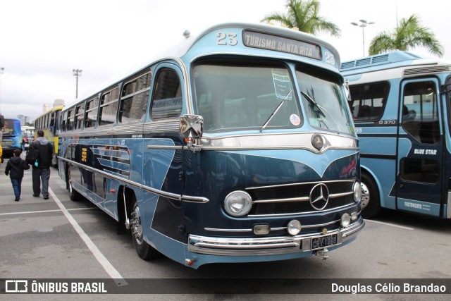Turismo Santa Rita 23 na cidade de Barueri, São Paulo, Brasil, por Douglas Célio Brandao. Número da foto: #11793788.