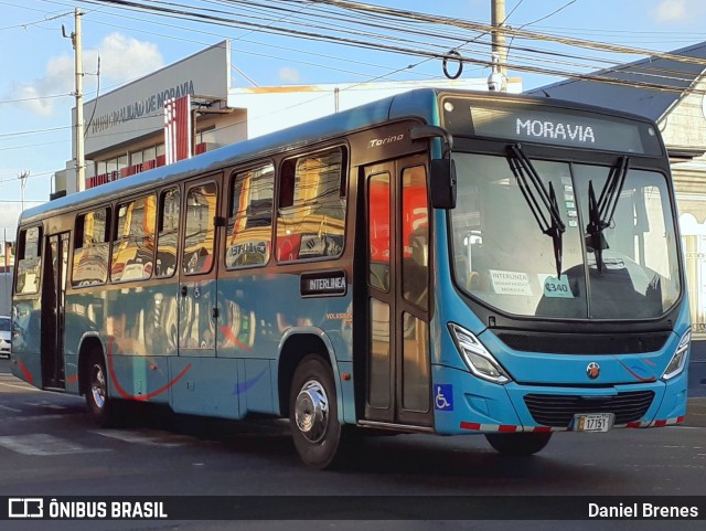 Autotransportes San Antonio 27 na cidade de San Vicente, Moravia, San José, Costa Rica, por Daniel Brenes. Número da foto: #11791917.