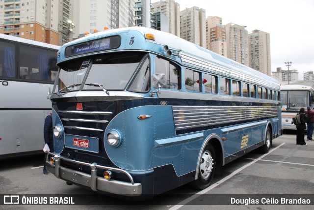 Turismo Santa Rita 5 na cidade de Barueri, São Paulo, Brasil, por Douglas Célio Brandao. Número da foto: #11795470.