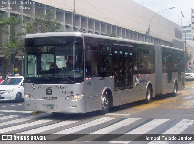 Metropolitano - Municipalidad de Lima 01-03-T028 na cidade de Lima, Lima, Lima Metropolitana, Peru, por Ismael Toledo Junior. ID da foto: 11796970.