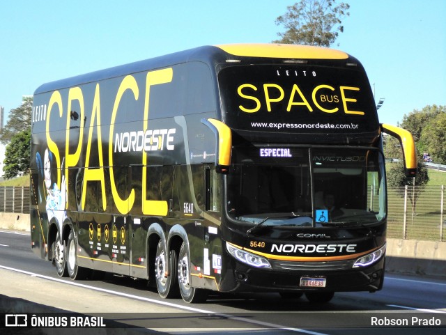 Expresso Nordeste 5640 na cidade de São José dos Campos, São Paulo, Brasil, por Robson Prado. Número da foto: #11795772.