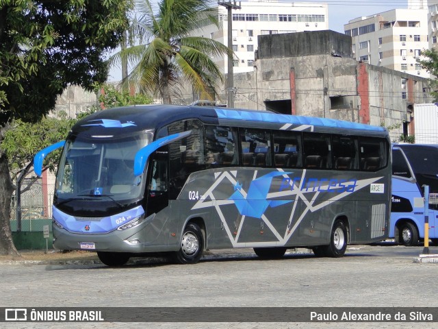 Viação Princesa dos Inhamuns 0241310 na cidade de Fortaleza, Ceará, Brasil, por Paulo Alexandre da Silva. ID da foto: 11799246.