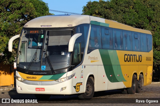 Empresa Gontijo de Transportes 18680 na cidade de Vitória da Conquista, Bahia, Brasil, por Rava Ogawa. Número da foto: #11800027.