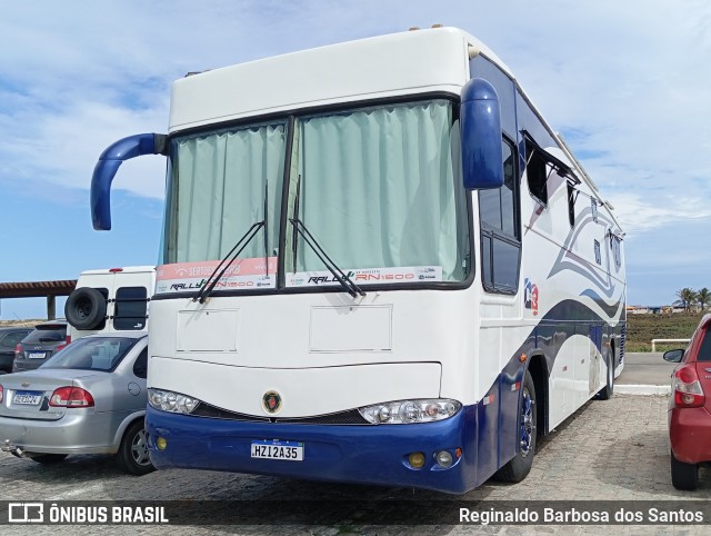 Motorhomes 2035 na cidade de Aracaju, Sergipe, Brasil, por Reginaldo Barbosa dos Santos. Número da foto: #11802788.