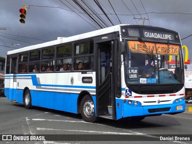 Buses Guadalupe 47 na cidade de San Francisco, Goicoechea, San José, Costa Rica, por Daniel Brenes. Número da foto: #11800443.