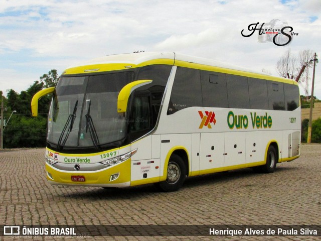 Auto Viação Ouro Verde 13097 na cidade de Sumaré, São Paulo, Brasil, por Henrique Alves de Paula Silva. Número da foto: #11801707.