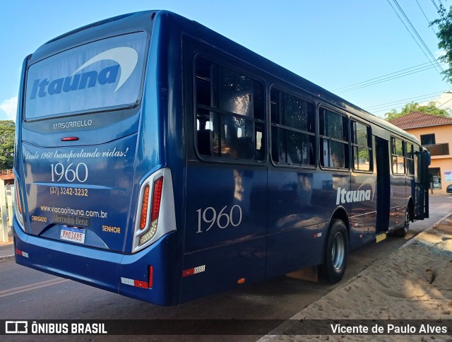 Viação Itaúna 1960 na cidade de Itatiaiuçu, Minas Gerais, Brasil, por Vicente de Paulo Alves. Número da foto: #11802196.