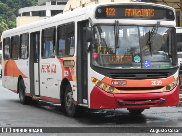 Petro Ita Transportes Coletivos de Passageiros 2039 na cidade de Petrópolis, Rio de Janeiro, Brasil, por Augusto César. Número da foto: #11800536.