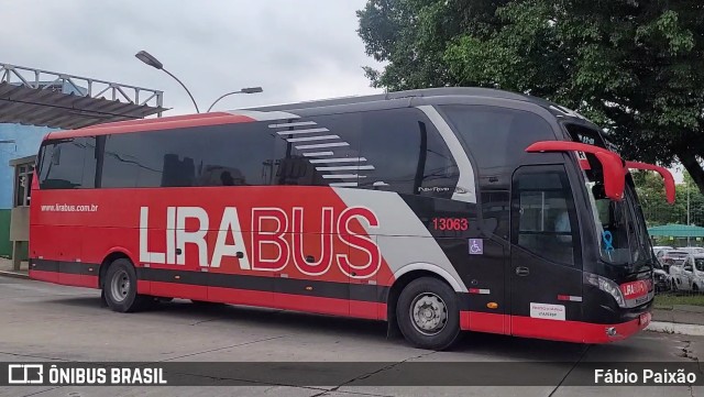 Lirabus 13063 na cidade de São Paulo, São Paulo, Brasil, por Fábio Paixão. Número da foto: #11803454.