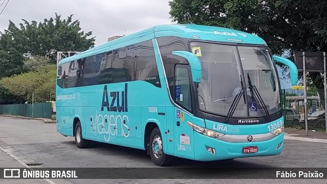 Lirabus 13069 na cidade de São Paulo, São Paulo, Brasil, por Fábio Paixão. Número da foto: #11803456.
