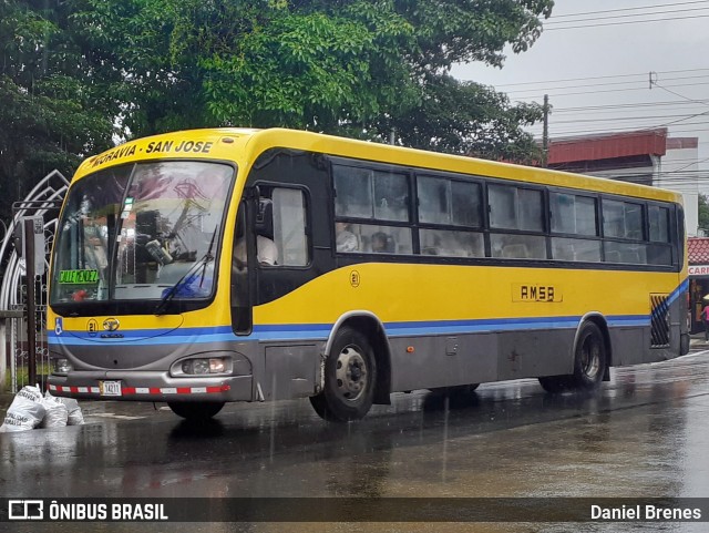 AMSA - Autotransportes Moravia 21 na cidade de San Vicente, Moravia, San José, Costa Rica, por Daniel Brenes. Número da foto: #11803685.
