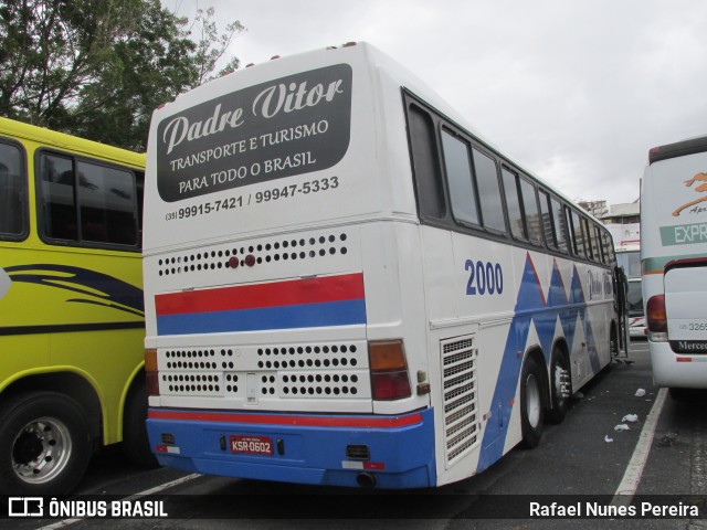 Padre Vitor Transporte e Turismo 2000 na cidade de Aparecida, São Paulo, Brasil, por Rafael Nunes Pereira. ID da foto: 11803995.