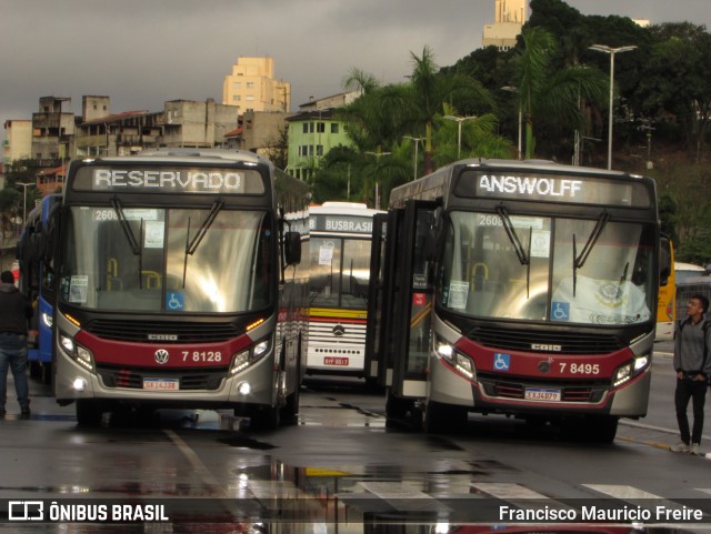 Transwolff Transportes e Turismo 7 8128 na cidade de Barueri, São Paulo, Brasil, por Francisco Mauricio Freire. ID da foto: 11807337.