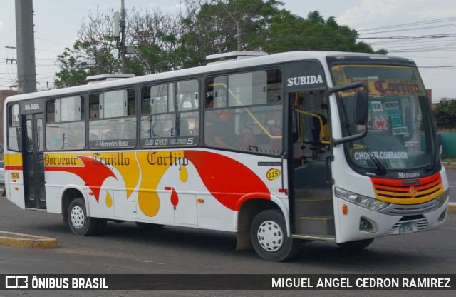 Empresa de Transportes El Cortijo S.A 115 na cidade de Trujillo, Trujillo, La Libertad, Peru, por MIGUEL ANGEL CEDRON RAMIREZ. Número da foto: #11807287.