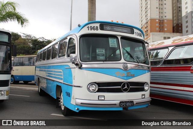 Vip Bus Comércio de Ônibus 1968 na cidade de Barueri, São Paulo, Brasil, por Douglas Célio Brandao. ID da foto: 11808451.