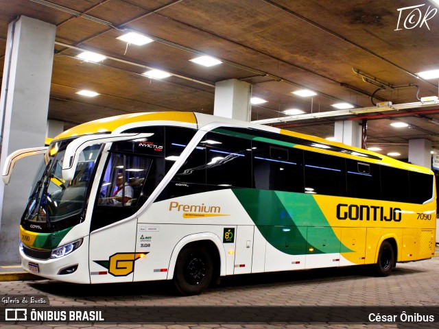 Empresa Gontijo de Transportes 7090 na cidade de Belo Horizonte, Minas Gerais, Brasil, por César Ônibus. ID da foto: 11811025.