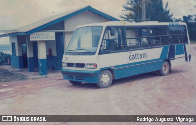 Cattani Transportes e Turismo 390 na cidade de Oriximiná, Pará, Brasil, por Rodrigo Augusto  Vignaga. ID da foto: 11812149.