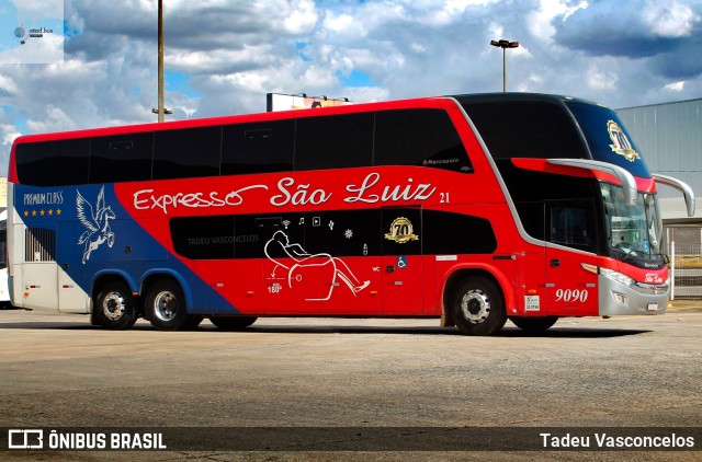 Expresso São Luiz 9090 na cidade de Goiânia, Goiás, Brasil, por Tadeu Vasconcelos. Número da foto: #11812314.