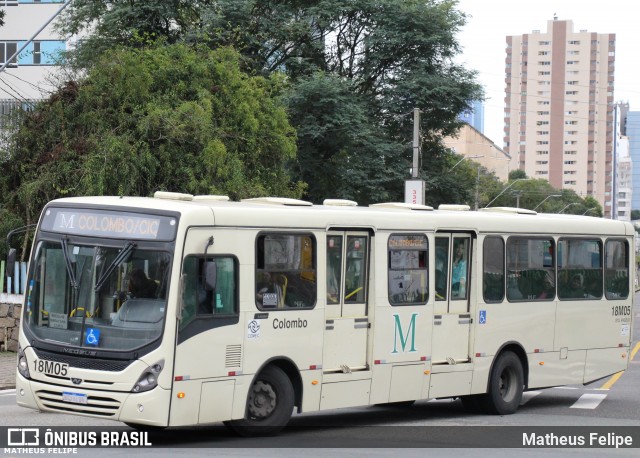 Viação Santo Ângelo 18M05 na cidade de Curitiba, Paraná, Brasil, por Matheus Felipe. ID da foto: 11817435.