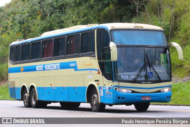 Viação Novo Horizonte 1019011 na cidade de Barra do Piraí, Rio de Janeiro, Brasil, por Paulo Henrique Pereira Borges. Número da foto: #11818887.