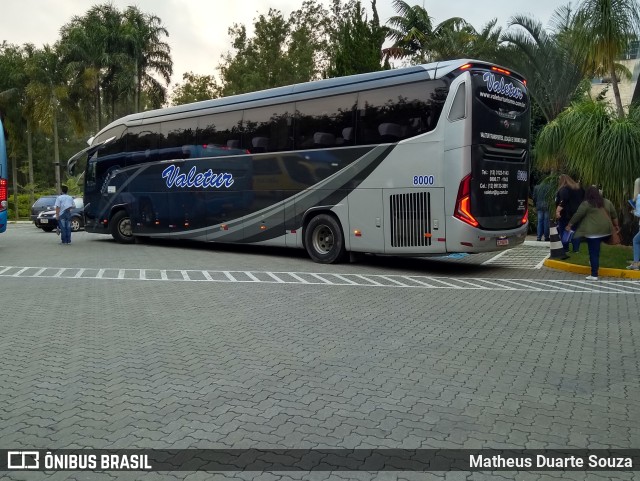 Valetur Transportes Locação e Turismo 8000 na cidade de Jacareí, São Paulo, Brasil, por Matheus Duarte Souza. Número da foto: #11817944.