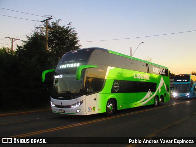 Buses Liquiñe LPHK90 na cidade de Villarrica, Cautín, Araucanía, Chile, por Pablo Andres Yavar Espinoza. ID da foto: 11823339.