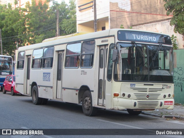 Transtur 27702001 na cidade de Fortaleza, Ceará, Brasil, por Davi Oliveira. Número da foto: #11823100.