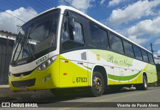 Rio Negro Fretamento e Turismo 67823 na cidade de Ibirité, Minas Gerais, Brasil, por Vicente de Paulo Alves. ID da foto: 11821690.