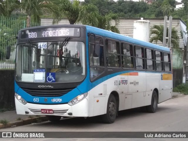 Consórcio Recife 613 na cidade de Recife, Pernambuco, Brasil, por Luiz Adriano Carlos. Número da foto: #11822139.